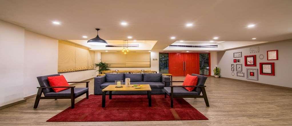 Oyo Townhouse 028 Corporate Suite Noida Facilidades foto