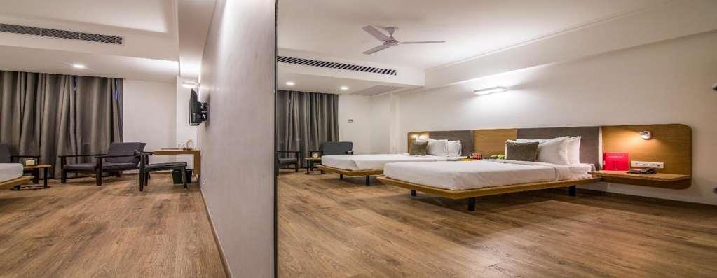 Oyo Townhouse 028 Corporate Suite Noida Habitación foto